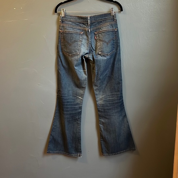 Vintage Levi’s flare bottom and low waist - size S women - Picture 2 of 8